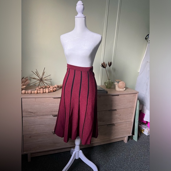 Maroon Black Pleated High-Waist Sweater Stretch Modest Midi Knee-Length Skirt S - Picture 14 of 16